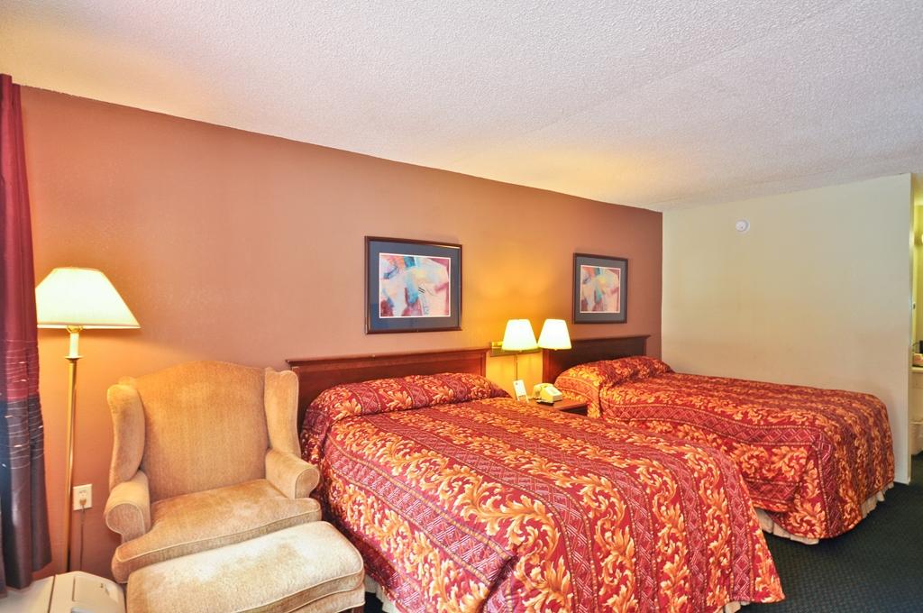 Country Hearth Inn & Suites Marietta Smyrna Zimmer foto
