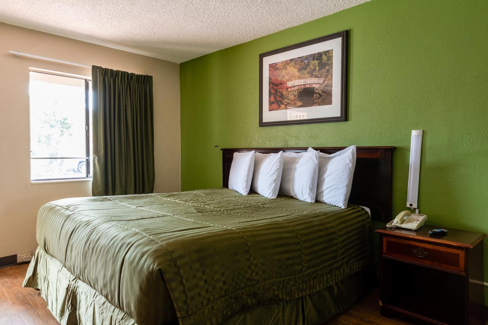 Country Hearth Inn & Suites Marietta Smyrna Exterior foto